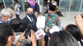 kuasa hukum pada saat di wawancarai