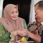Foto Calon Gubernur NTB Lalu Muhammad Iqbal dan Calon Wakil Gubernur NTB Indah Dhamayanti Putri