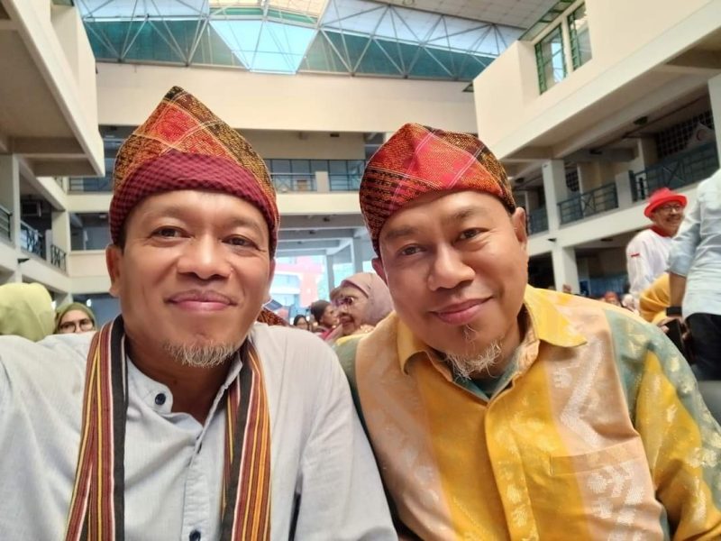 Foto Calon PJ Walikota Kota Bima Dr. Muhammad Sumitro SH.MAP Kepala Arsip Nasional Republik Indonesia ( ANRI ) Bersama Mantan  PJ Wali Kota Bima Ir.H.Mohammad Rum 