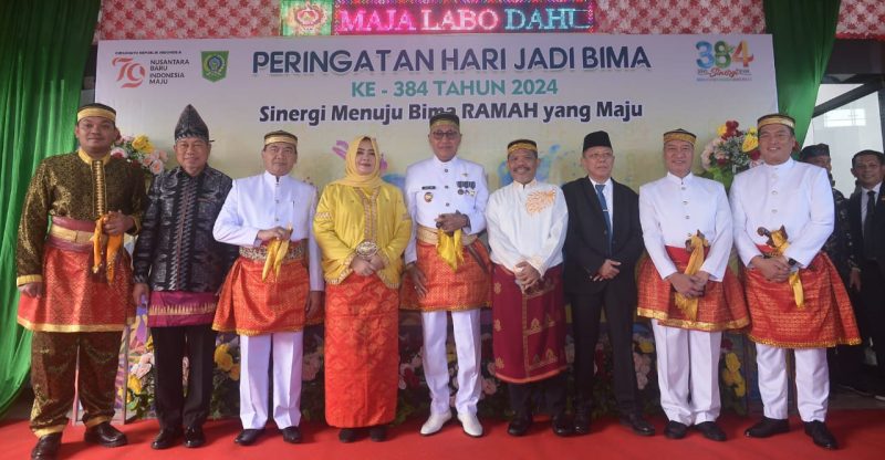 Foto Bupati Bima,Wakil Bupati Bima, Kapolda NTB,Pj Walikota Bima, Anggota DPR RI, Jubir Kemenlu,Anggota DPRD Provinsi NTB, Ketua DPRD Kabupaten Bima