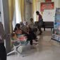 foto pegawai bank BNI di ruangan tunggu jaksa