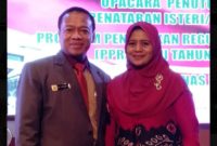 Foto Dr.Muhammad Sumitro S.H.MAP Kepala Biro Hukum, Kerjasama, dan Hubungan Masyarakat Arsip Nasional Republik Indonesia Dan Istri merupakan qori - qoriah nasional (pernah meraih juara 1 MTQ tingkat perguruan tinggi secara nasional) yang sering tampil di RRI dan TVRI
