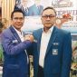 Foto Feri Sofiyan Dan Katua Umum DPP PAN Zulkifli Hasan