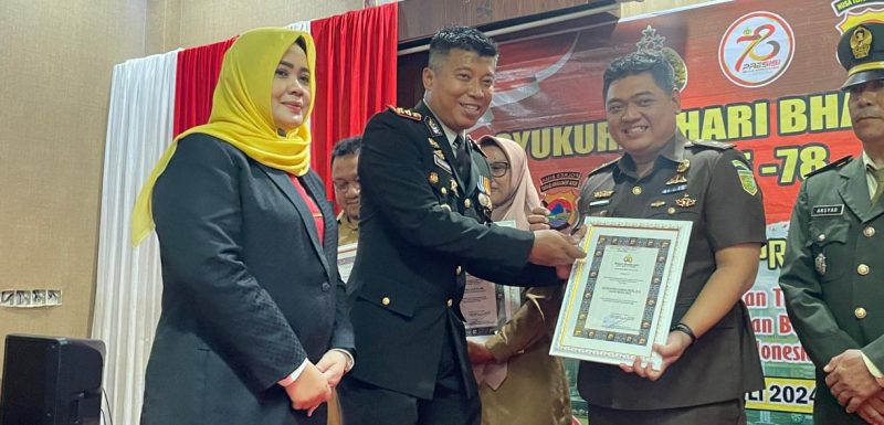 Foto Bupati Bima Dan Kapolres Bima 