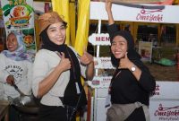 foto ibu ibu selaku pengusaha UMKM 