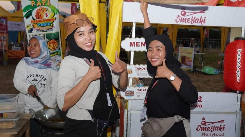 foto ibu ibu selaku pengusaha UMKM 